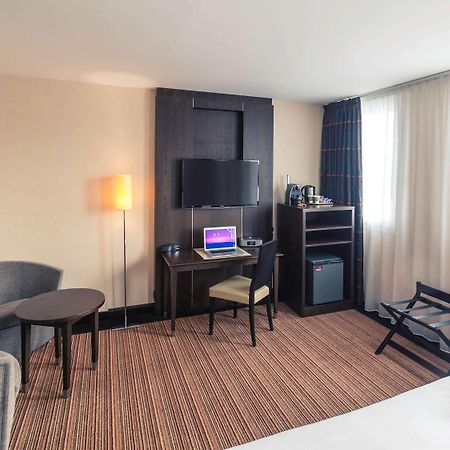 Hotel Mercure Rennes Cesson Exteriör bild