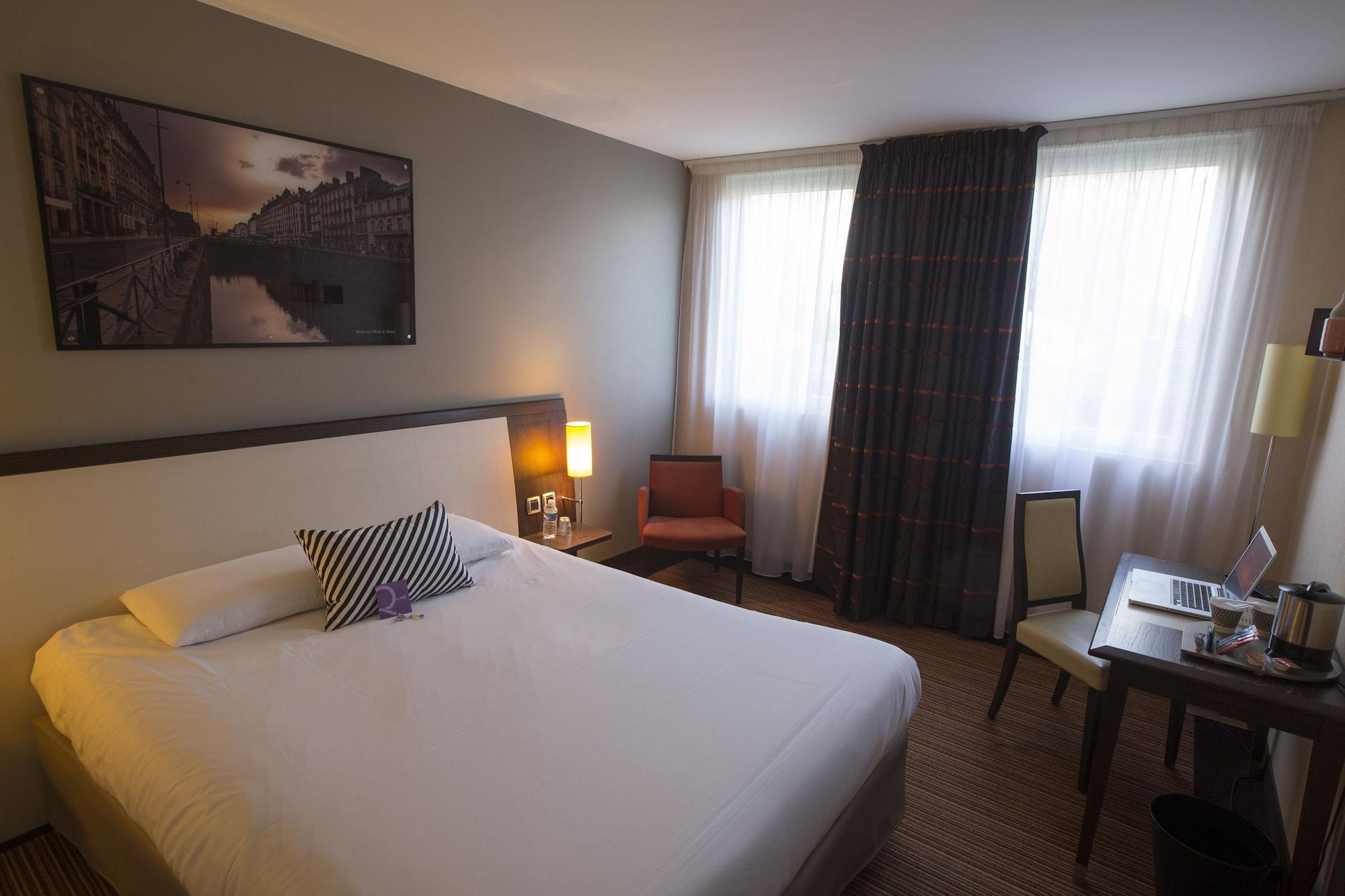 Hotel Mercure Rennes Cesson Exteriör bild
