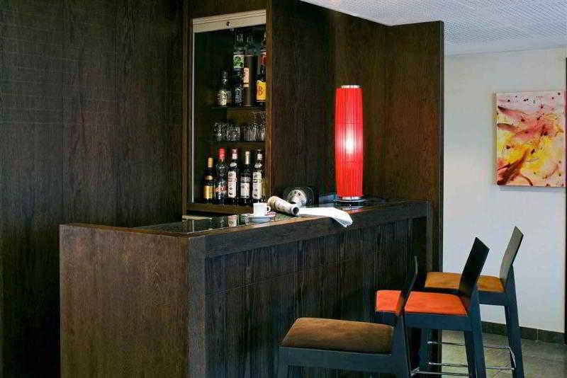 Hotel Mercure Rennes Cesson Exteriör bild