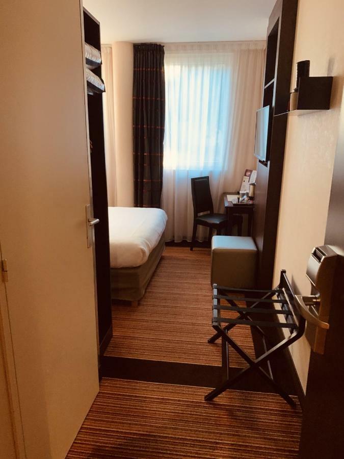Hotel Mercure Rennes Cesson Exteriör bild